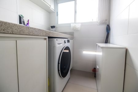 Apartamento à venda com 51m², 2 quartos e 1 vaga Apartamento à venda com 51m², 2 quartos e 1 vagaÁrea de Serviço