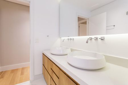 Apartamento à venda com 146m², 3 quartos e 1 vagaBanheiro Social