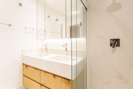 Apartamento à venda com 146m², 3 quartos e 1 vagaBanheiro da Suíte