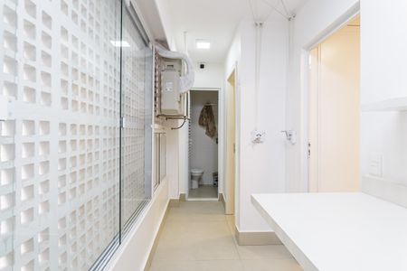 Apartamento à venda com 146m², 3 quartos e 1 vagaÁrea de Serviço