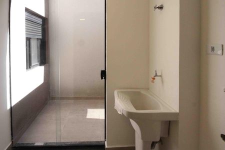 Apartamento para alugar com 34m², 2 quartos e sem vaga