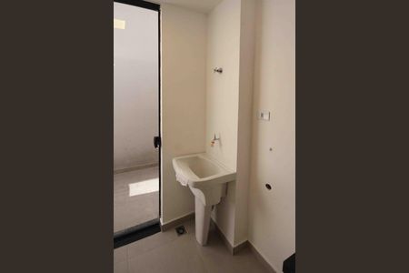 Apartamento para alugar com 34m², 2 quartos e sem vaga