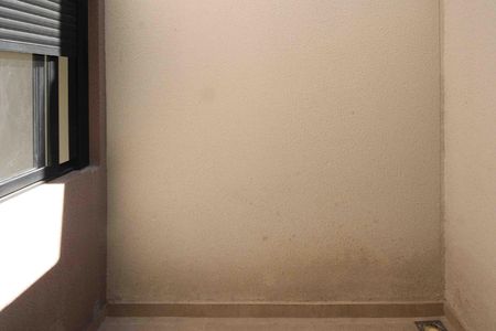 Apartamento para alugar com 34m², 2 quartos e sem vaga