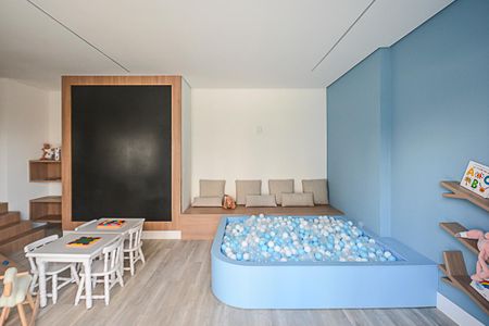 Apartamento à venda com 61m², 2 quartos e 1 vaga Apartamento à venda com 61m², 2 quartos e 1 vagaÁrea comum - brinquedoteca