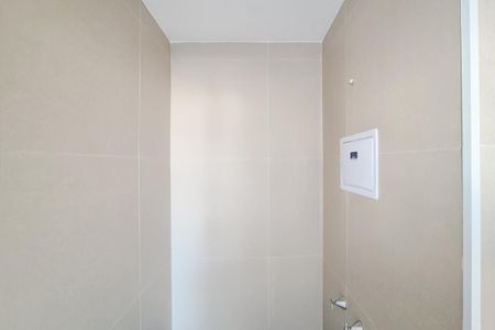 Apartamento à venda com 61m², 2 quartos e 1 vaga Apartamento à venda com 61m², 2 quartos e 1 vagaBanheiro Social