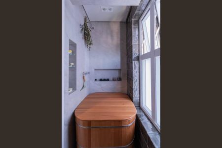 Apartamento à venda com 69m², 2 quartos e 1 vaga Apartamento à venda com 69m², 2 quartos e 1 vagaBanheiro