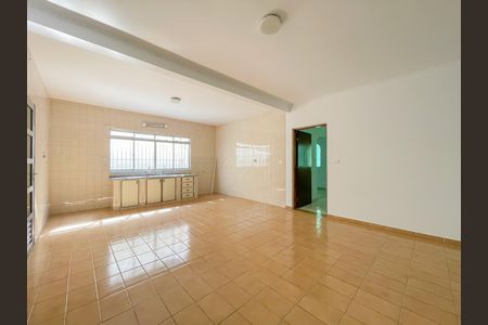 Casa à venda com 238m², 4 quartos e 2 vagasCozinha