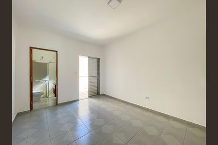 Casa à venda com 238m², 4 quartos e 2 vagasSuíte