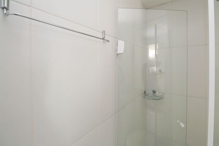 Apartamento para alugar com 46m², 2 quartos e 1 vaga Apartamento para alugar com 46m², 2 quartos e 1 vagaBanheiro