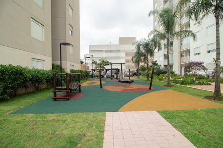 Apartamento para alugar com 46m², 2 quartos e 1 vaga Apartamento para alugar com 46m², 2 quartos e 1 vagaÁrea comum - Playground