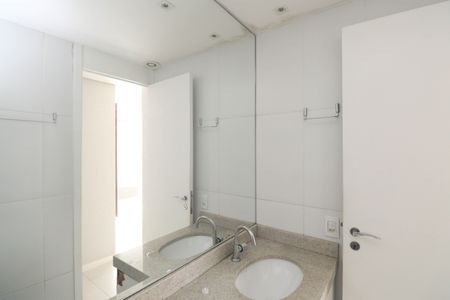 Apartamento para alugar com 46m², 2 quartos e 1 vaga Apartamento para alugar com 46m², 2 quartos e 1 vagaBanheiro