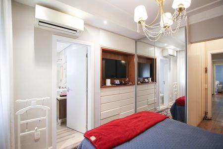 Apartamento à venda com 156m², 3 quartos e 2 vagasSuíte 1
