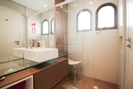 Apartamento à venda com 156m², 3 quartos e 2 vagasBanheiro da Suíte 3