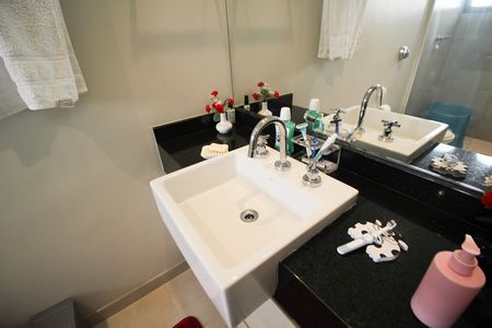 Apartamento à venda com 156m², 3 quartos e 2 vagasBanheiro da Suíte 2