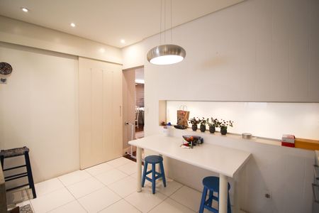 Apartamento à venda com 156m², 3 quartos e 2 vagasCozinha