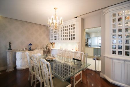 Apartamento à venda com 156m², 3 quartos e 2 vagasSala