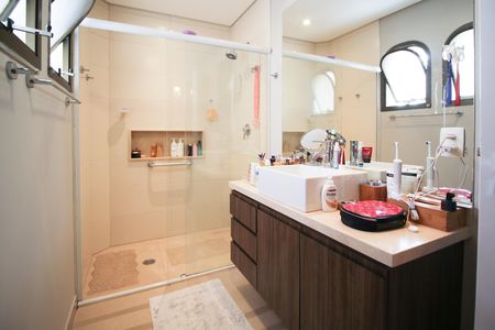 Apartamento à venda com 156m², 3 quartos e 2 vagasBanheiro da Suíte 1
