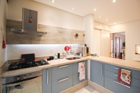 Apartamento à venda com 156m², 3 quartos e 2 vagasCozinha