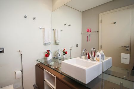 Apartamento à venda com 156m², 3 quartos e 2 vagasBanheiro da Suíte 3