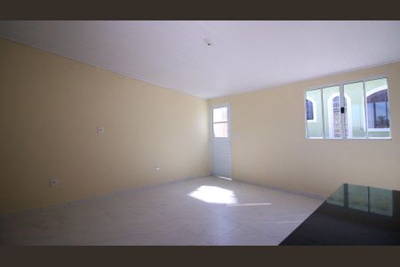 Casa para alugar com 2 quartos, 80m² em Vila Margarida, São Paulo