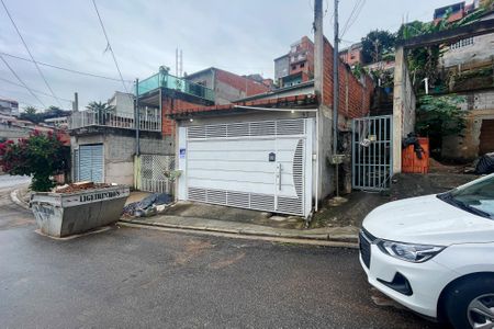 Casa para alugar com 130m², 3 quartos e 2 vagas Casa para alugar com 130m², 3 quartos e 2 vagasFachada