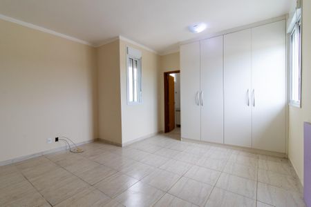 Casa de condomínio para alugar com 325m², 4 quartos e 2 vagasSuite 1