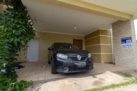 Casa de condomínio para alugar com 325m², 4 quartos e 2 vagasplaca