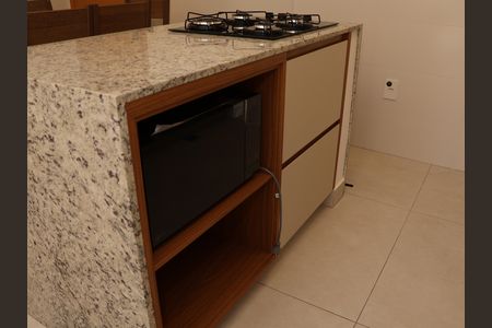 Apartamento à venda com 60m², 2 quartos e sem vagaCozinha - Armários