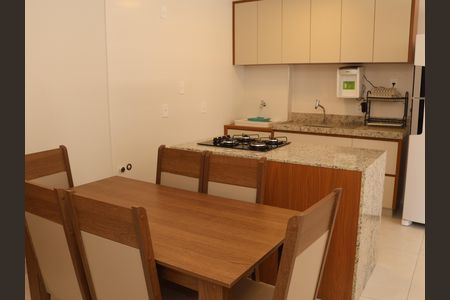 Apartamento à venda com 60m², 2 quartos e sem vagamesa de jantar