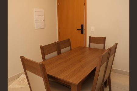Apartamento à venda com 60m², 2 quartos e sem vagamesa de jantar