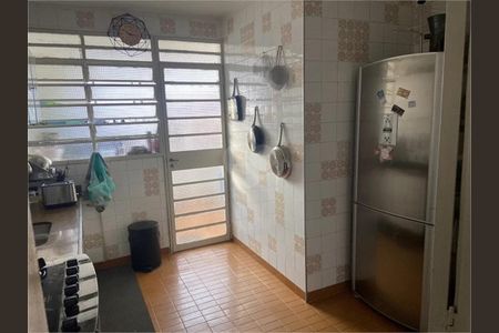 Apartamento à venda com 90m², 2 quartos e 1 vaga Apartamento à venda com 90m², 2 quartos e 1 vagaCozinha
