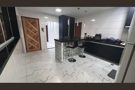 Cozinha de casa para alugar com 3 quartos, 300m² em Inhaúma, Rio de Janeiro