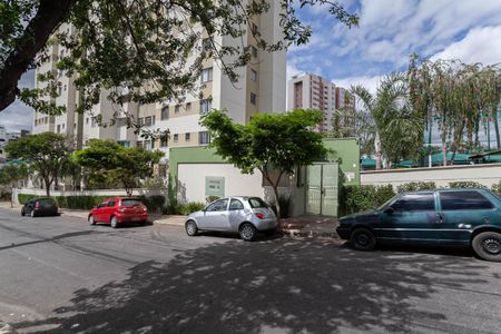 Apartamento para alugar com 75m², 2 quartos e 2 vagasFachada
