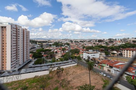 Apartamento para alugar com 75m², 2 quartos e 2 vagasSuíte - Vista