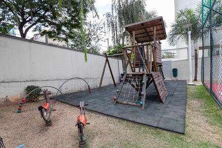Apartamento para alugar com 75m², 2 quartos e 2 vagasÁrea comum - Playground
