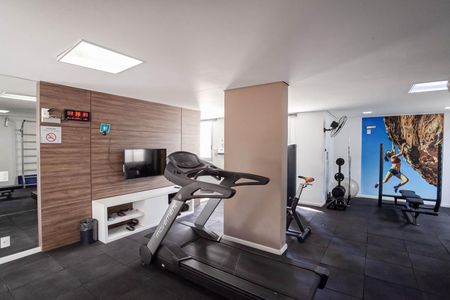 Apartamento para alugar com 75m², 2 quartos e 2 vagasÁrea comum - Academia