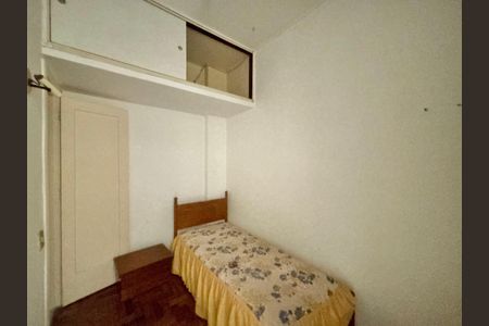 Apartamento à venda com 173m², 3 quartos e sem vaga Apartamento à venda com 173m², 3 quartos e sem vagaÁrea de serviço - quarto