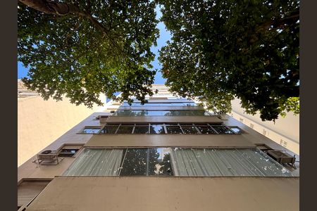 Apartamento à venda com 173m², 3 quartos e sem vaga Apartamento à venda com 173m², 3 quartos e sem vagaFachada