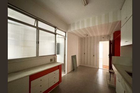 Apartamento à venda com 173m², 3 quartos e sem vaga Apartamento à venda com 173m², 3 quartos e sem vagaCozinha