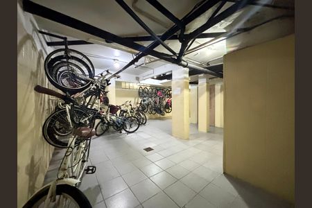 Apartamento à venda com 173m², 3 quartos e sem vaga Apartamento à venda com 173m², 3 quartos e sem vagaBicicletário