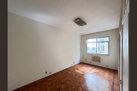 Apartamento à venda com 173m², 3 quartos e sem vaga Apartamento à venda com 173m², 3 quartos e sem vagaSuíte