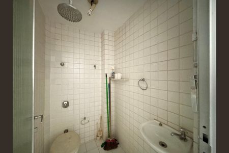 Apartamento à venda com 173m², 3 quartos e sem vaga Apartamento à venda com 173m², 3 quartos e sem vagaÁrea de serviço - banheiro