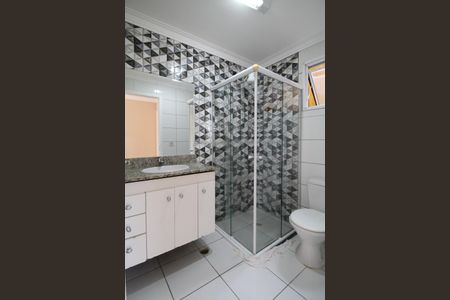 Apartamento à venda com 56m², 2 quartos e 1 vaga Apartamento à venda com 56m², 2 quartos e 1 vagaBanheiro