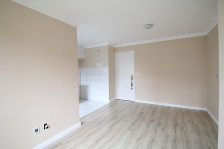 Sala de apartamento à venda com 2 quartos, 56m² em Jardim Casa Grande, Diadema