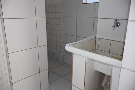 Casa para alugar com 45m², 2 quartos e 1 vagaÁrea de Serviço