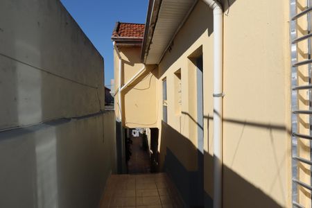 Casa para alugar com 45m², 2 quartos e 1 vagaCorredor de entrada da casa
