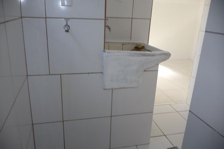 Casa para alugar com 45m², 2 quartos e 1 vagaÁrea de Serviço