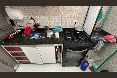 Apartamento à venda com 48m², 2 quartos e 1 vagaCozinha e Área de Serviço