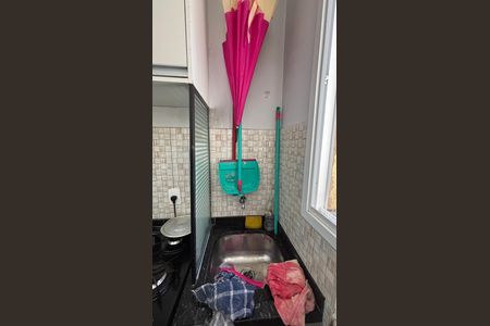Apartamento à venda com 48m², 2 quartos e 1 vagaCozinha e Área de Serviço