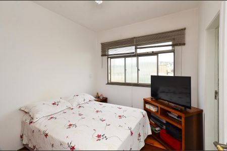 Suíte  de apartamento à venda com 1 quarto, 38m² em Santa Tereza, Belo Horizonte